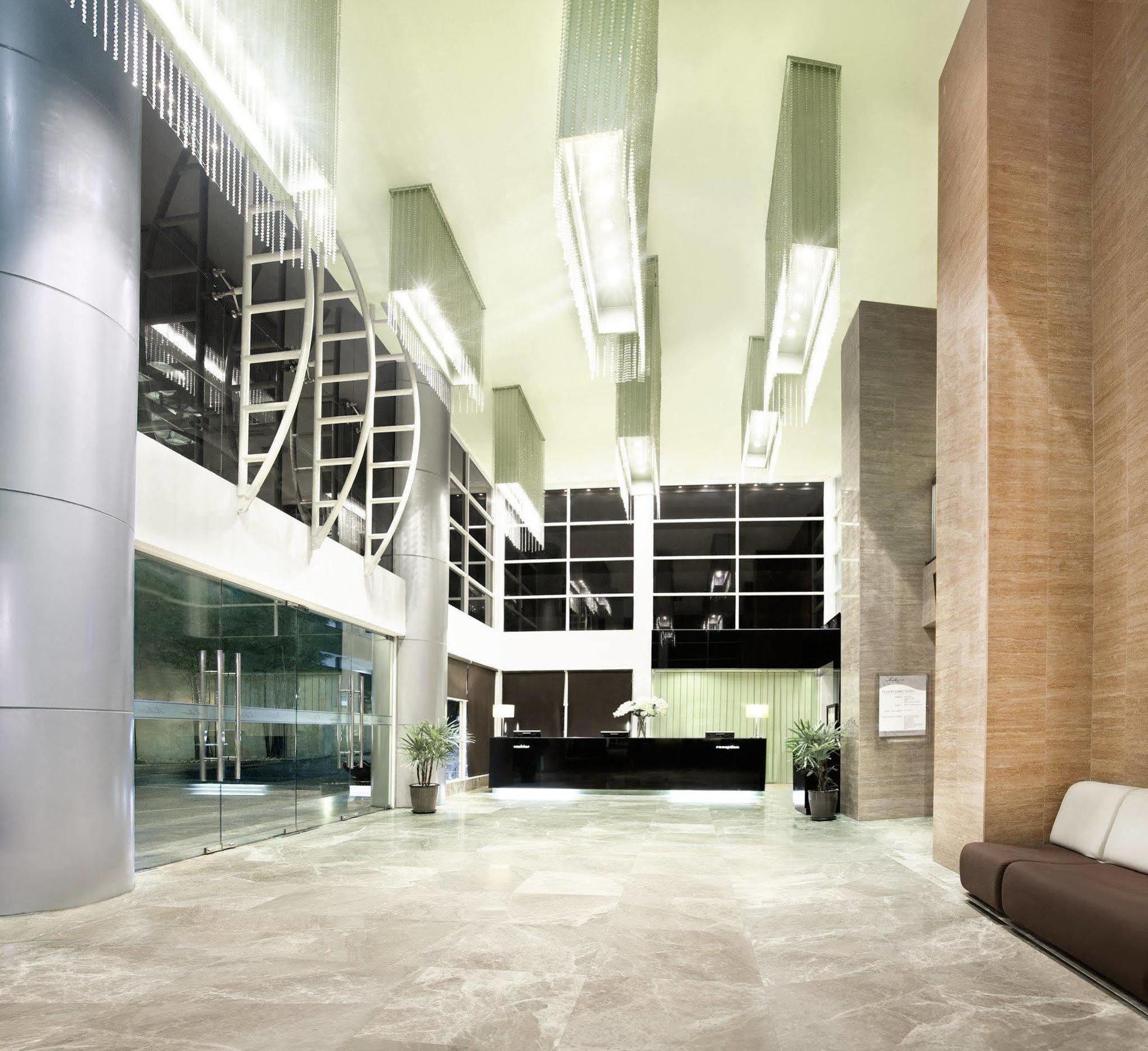 Silka Johor Bahru Hotel Exterior photo