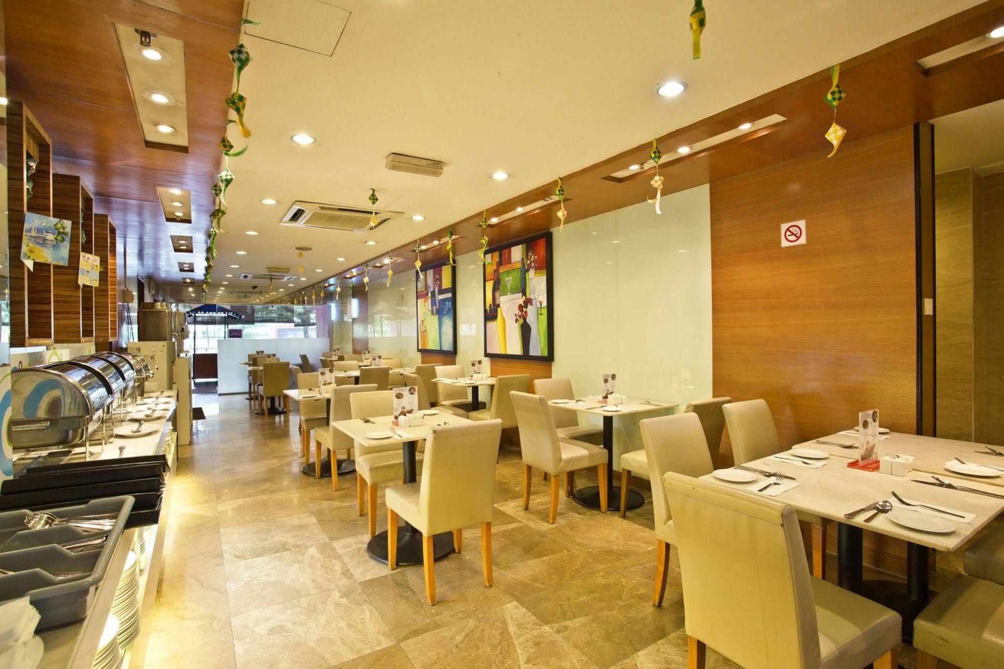 Silka Johor Bahru Hotel Exterior photo