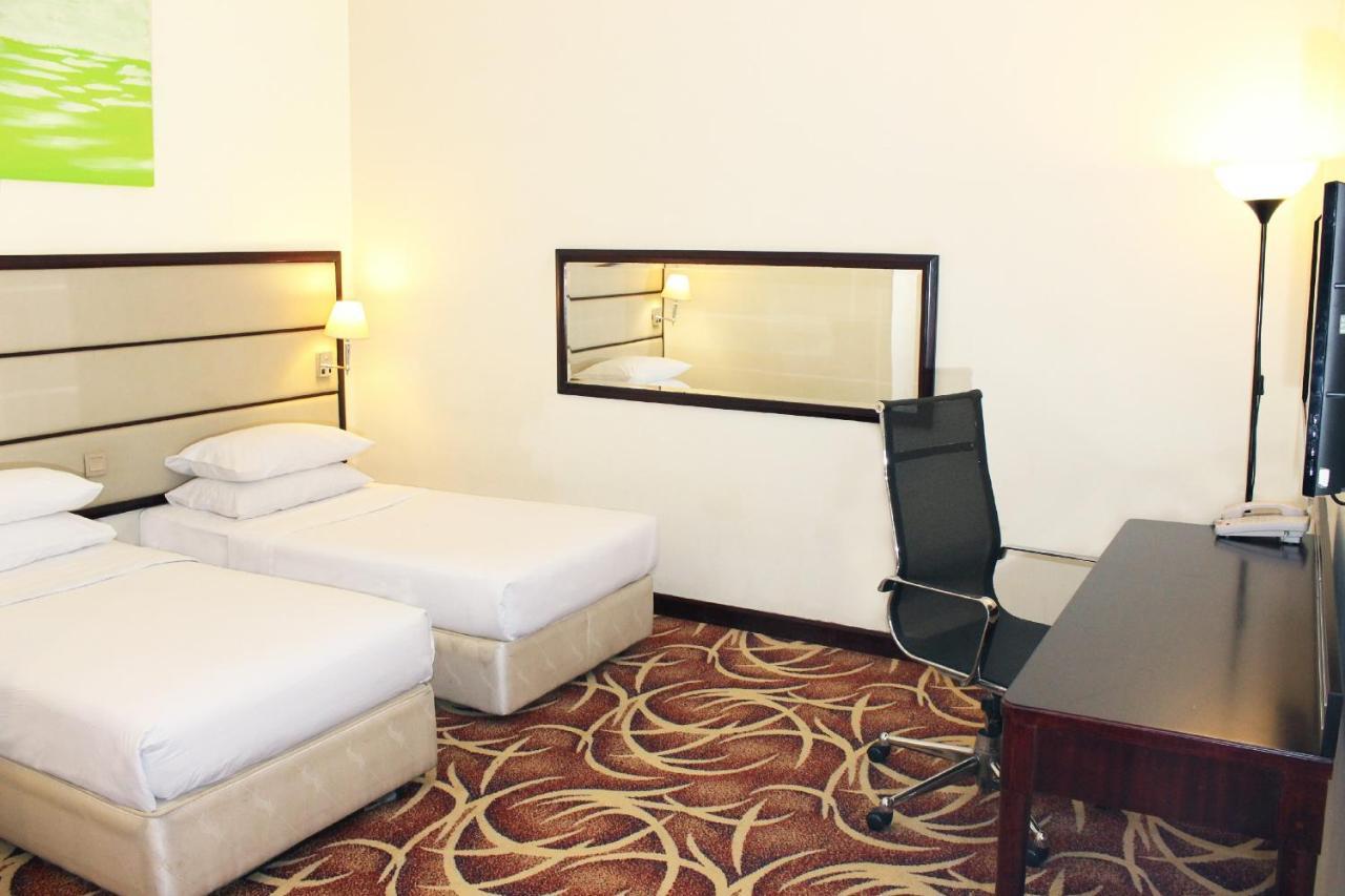 Silka Johor Bahru Hotel Exterior photo