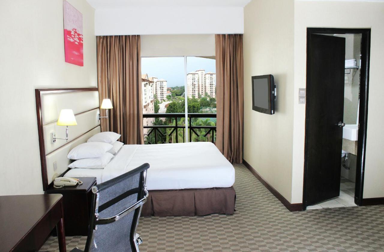 Silka Johor Bahru Hotel Exterior photo